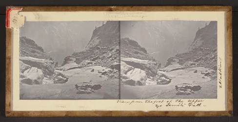 Uitzicht vanaf de voet van de Upper Yosemite Fall